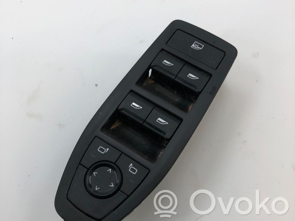 Electric window control switch   5A7CB1501,5A7CB15