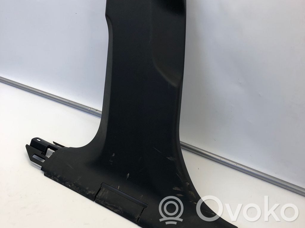(B) pillar trim (bottom)   8B3867239C