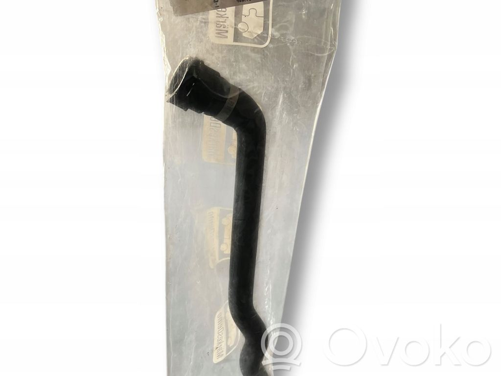 Engine coolant pipe/hose   7796871