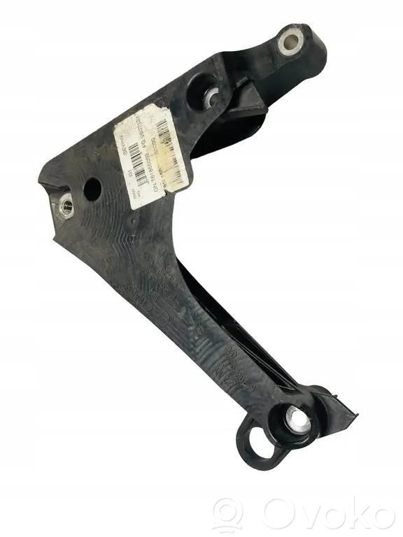 Engine mounting bracket   6793377,6793377