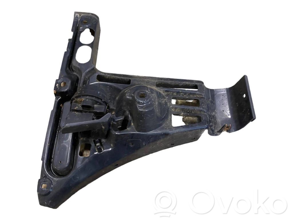 BMW 6 E63 E64 Soporte de montaje del parachoques trasero 