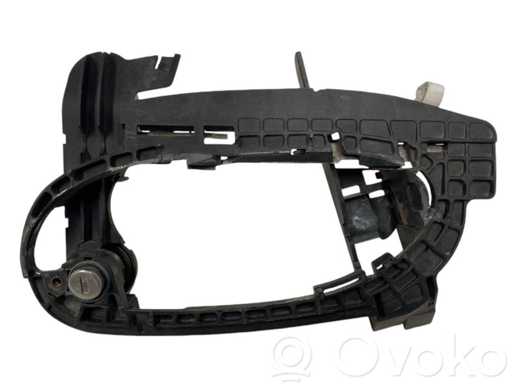 BMW 7 E65 E66 Front door exterior handle/bracket 