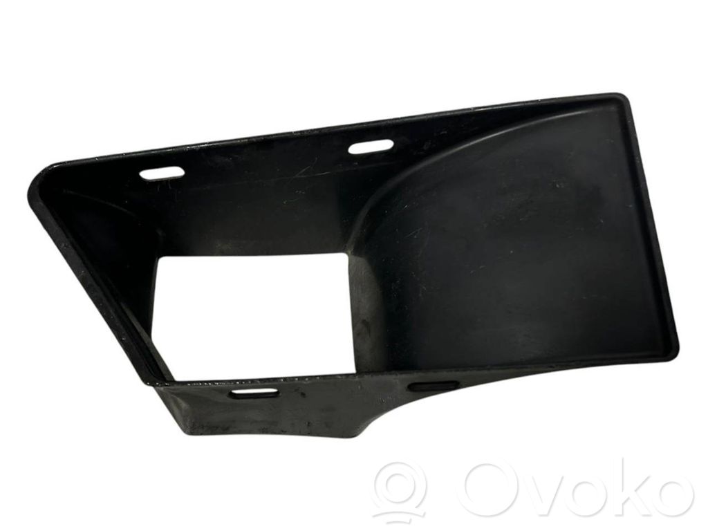 BMW 5 E60 E61 Etupuskurin alempi jäähdytinsäleikkö 