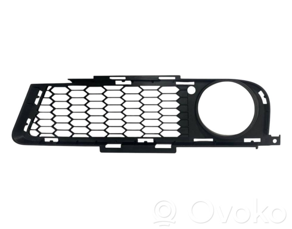 BMW 3 E90 E91 Front fog light trim/grill 