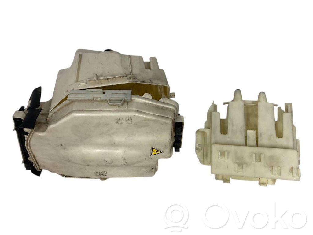 Fuse box set   7584146,7803006,7804822