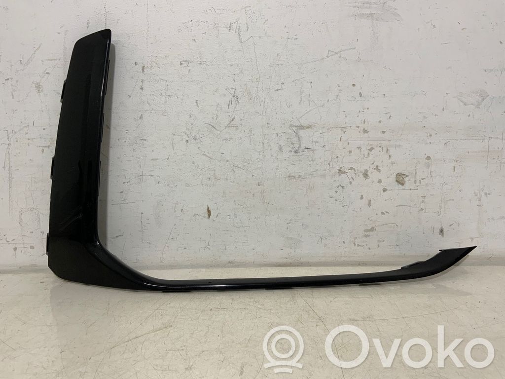 Front bumper splitter molding   4M0807300A