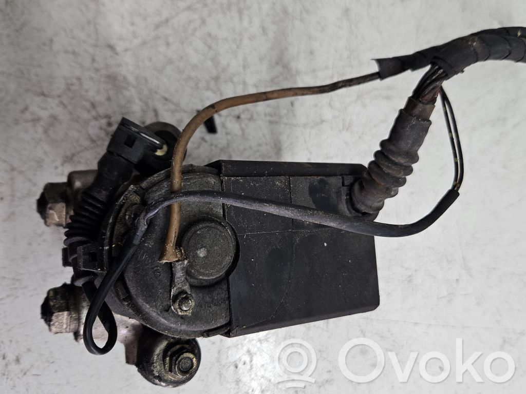 BMW 5 E34 ABS Pump 