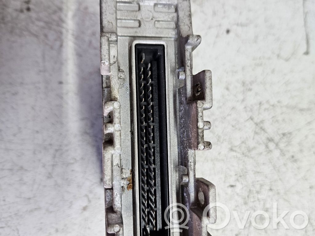 Volkswagen Golf III Engine control unit/module 