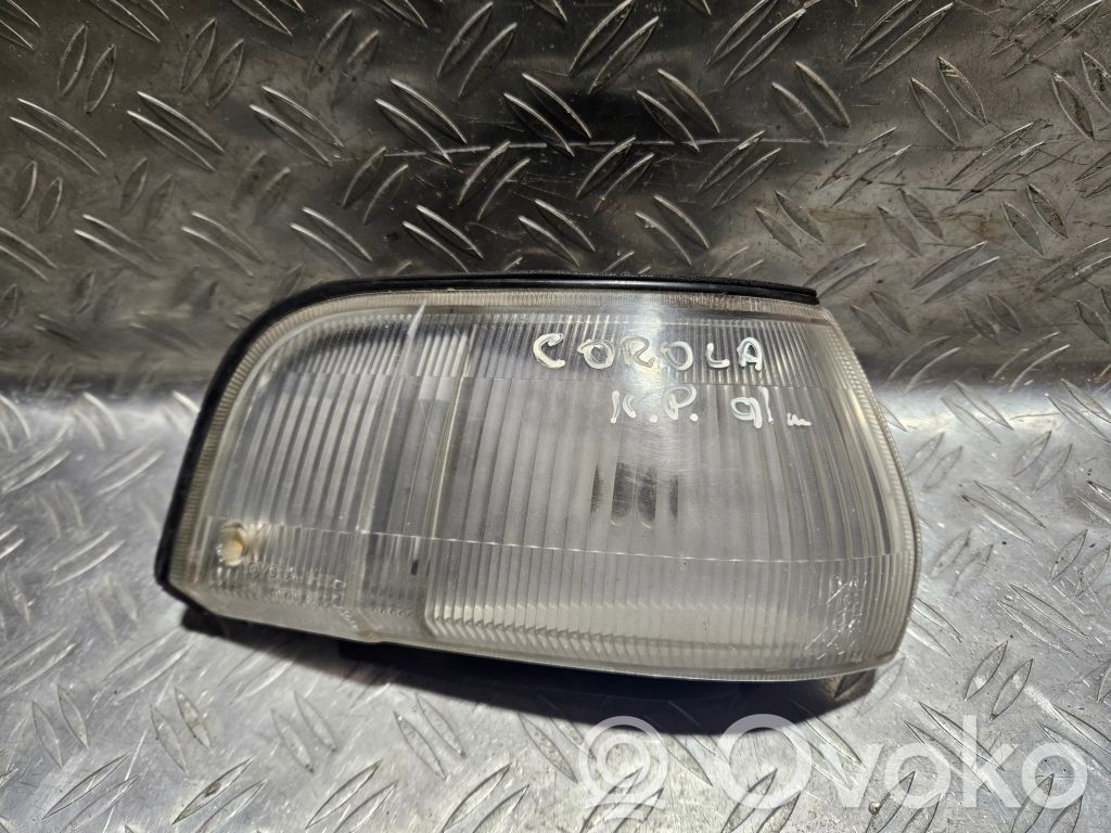 Toyota Corolla E90 Front indicator light 