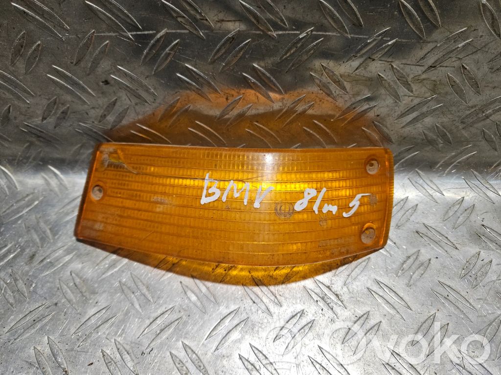 Front indicator light   1366572
