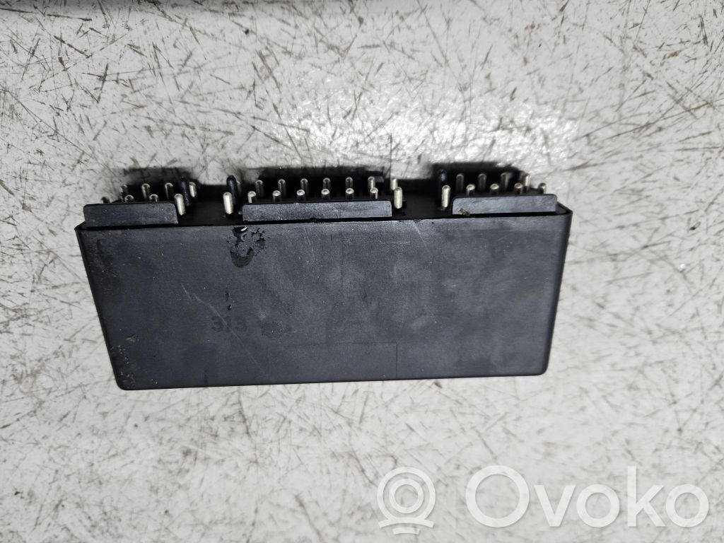 Mercedes-Benz E W124 Light module LCM 
