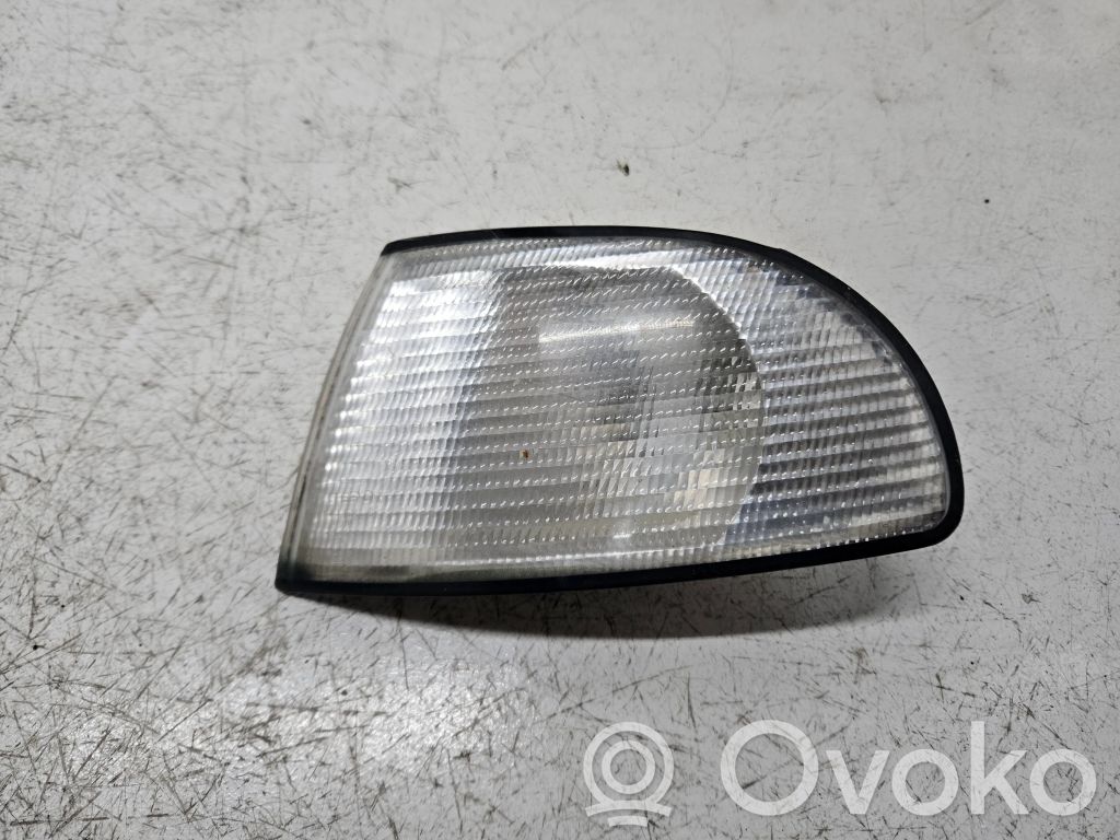 Audi A4 S4 B5 8D Frontblinker 