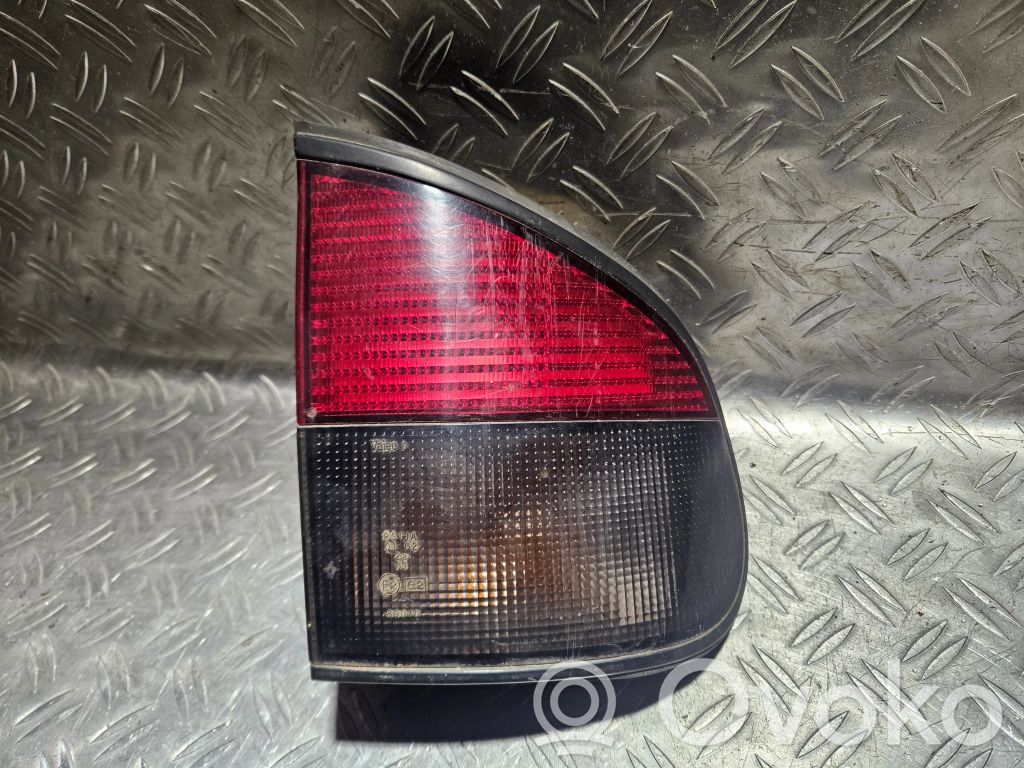Renault Safrane Galinis žibintas kėbule 