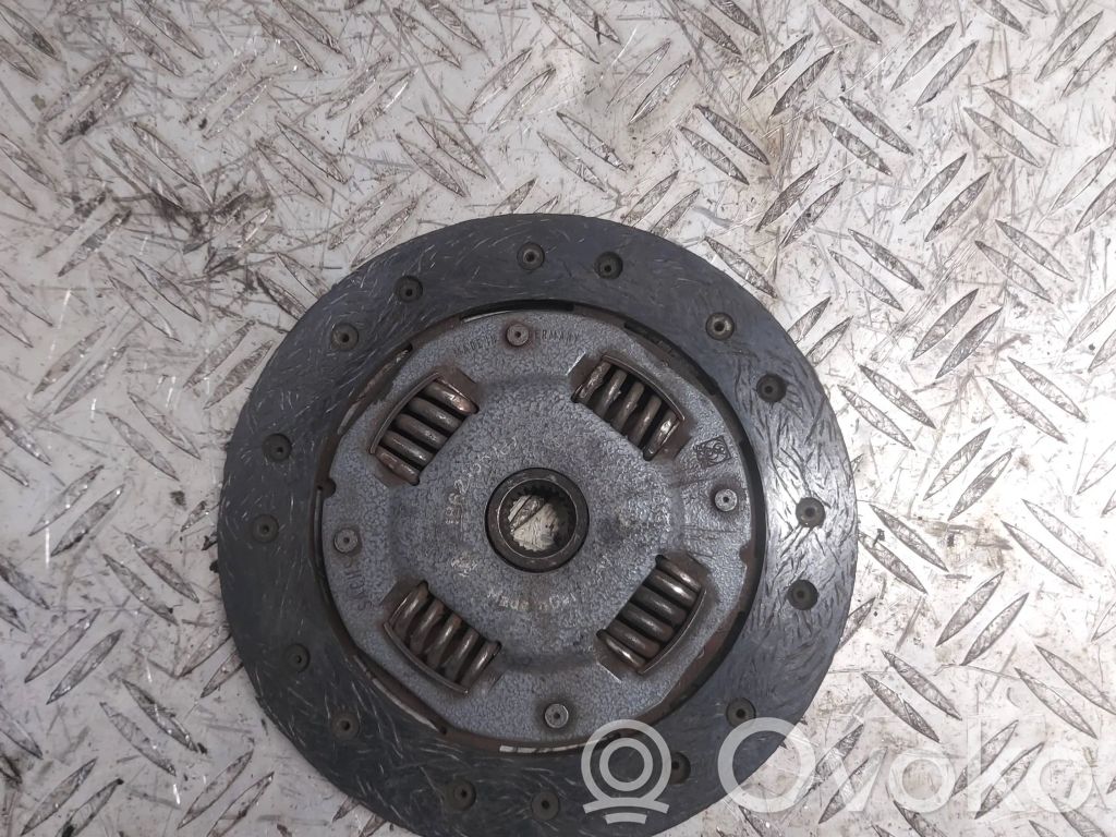Volkswagen PASSAT B2 Tarcza sprzęgła 