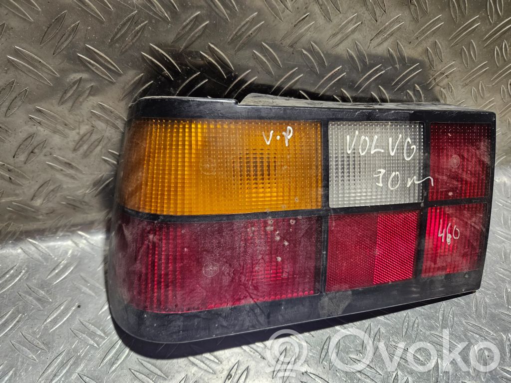Volvo 440 Aizmugurējais lukturis virsbūvē 