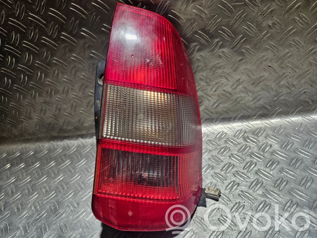 Mitsubishi Space Star Lampa tylna 
