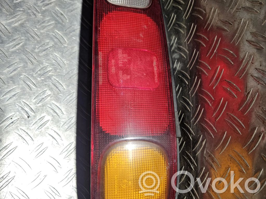 Mazda MX-6 Galinis žibintas kėbule 