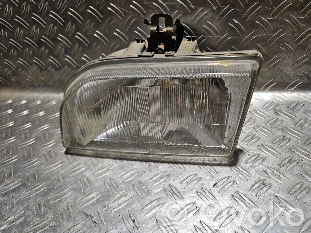 Ford Fiesta Headlight/headlamp 