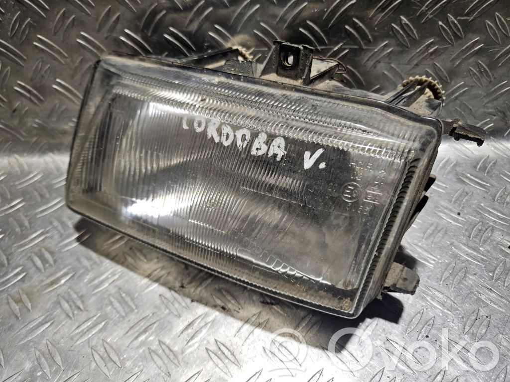 Seat Cordoba (6K) Headlight/headlamp 