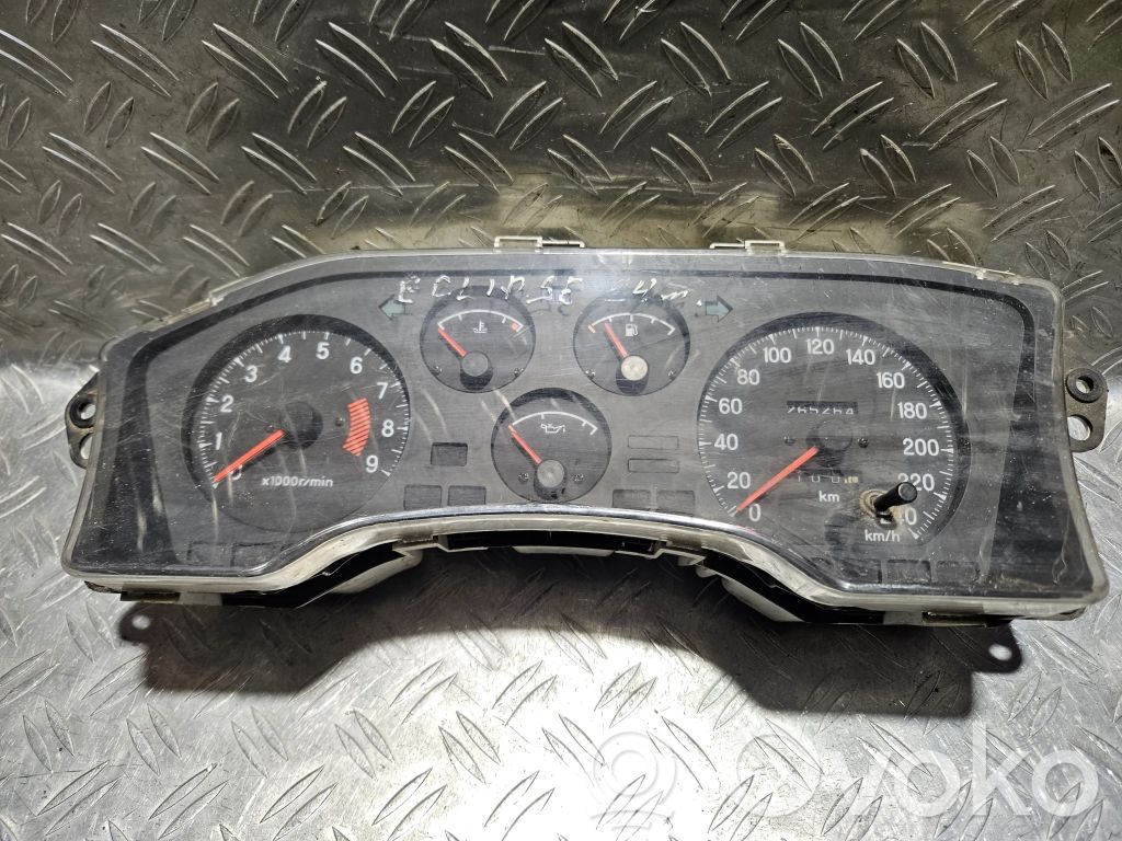 Mitsubishi Eclipse Spidometrs (instrumentu panelī) 