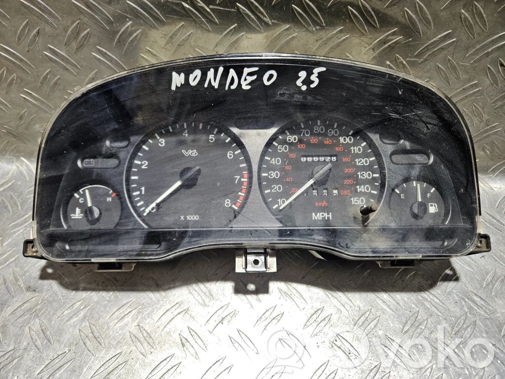 Ford Mondeo MK II Licznik / Prędkościomierz 