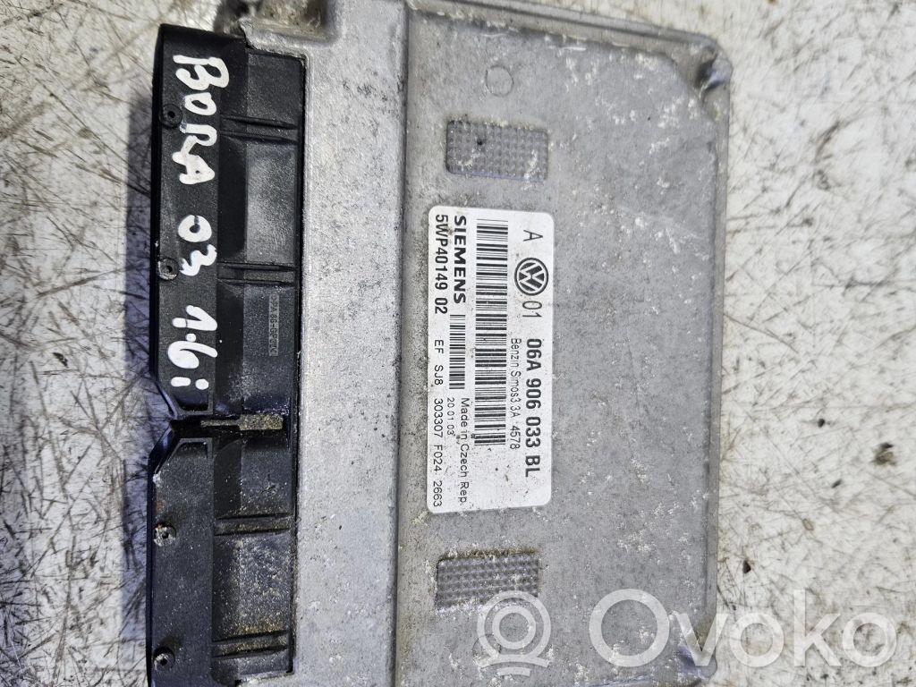 Volkswagen Golf IV Engine control unit/module 