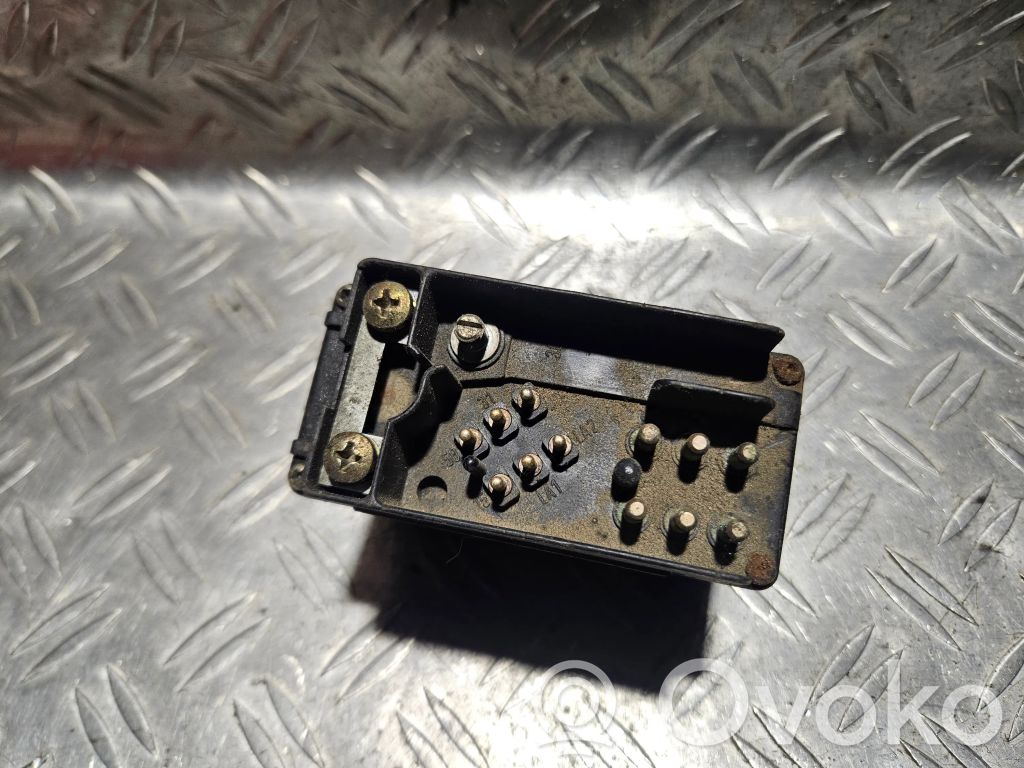 BMW 5 E34 Glow plug pre-heat relay 