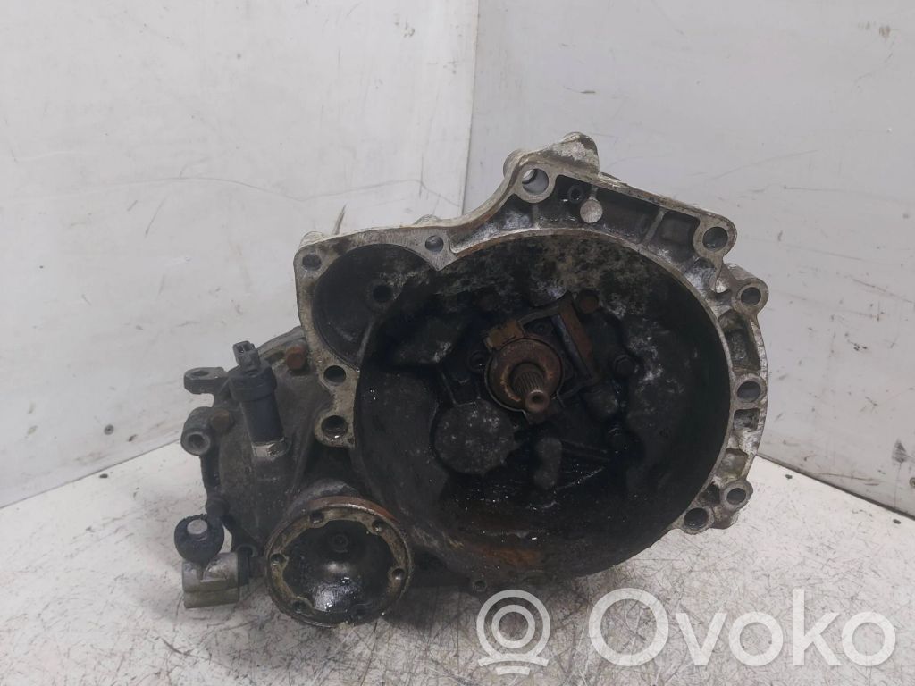 Volkswagen Golf II Mechaninė 4 pavarų dėžė 