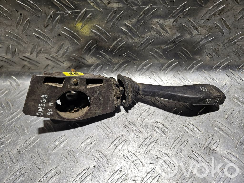 Opel Omega A Wiper control stalk 
