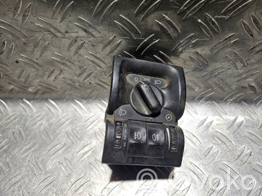 Opel Vectra B Light switch 