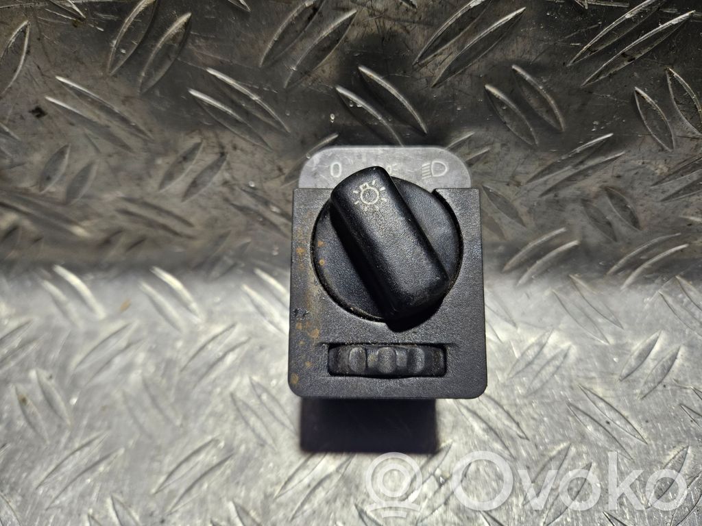 Opel Astra F Interruptor de luz 