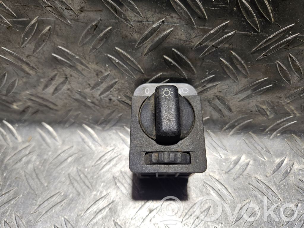 Opel Astra F Light switch 