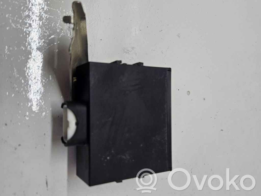 Toyota Aygo AB10 Module confort 