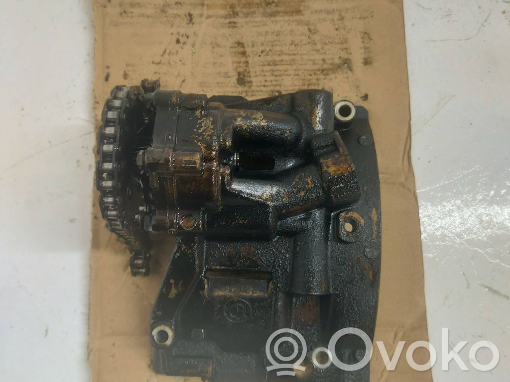 BMW 5 E60 E61 Oil pump 