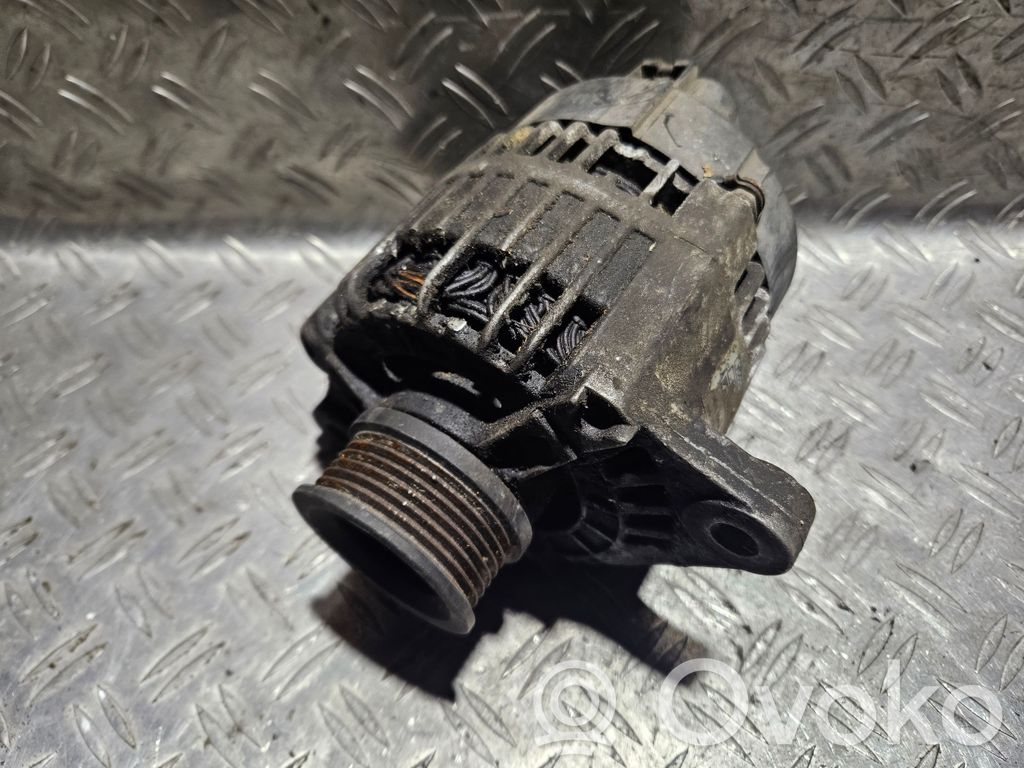 Alfa Romeo 156 Generatorius 