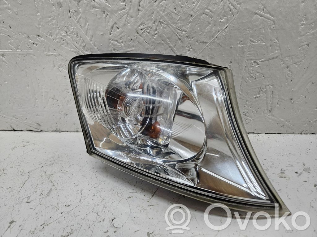 Mazda MPV Front indicator light 