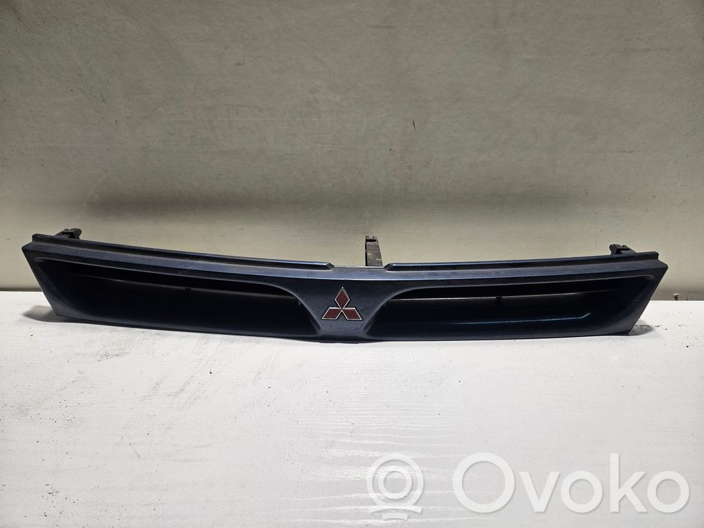 Mitsubishi Carisma Front grill 