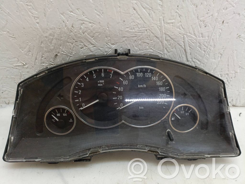 Opel Meriva A Speedometer (instrument cluster) 
