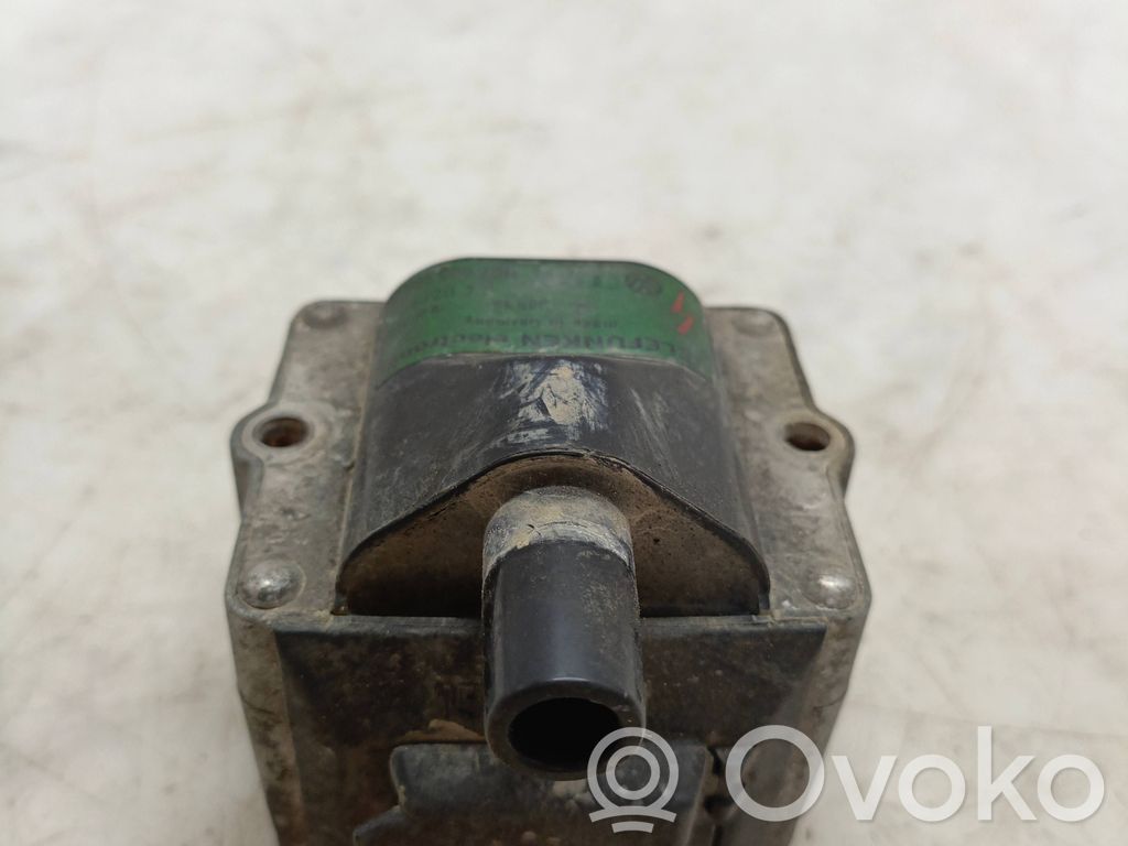 Volkswagen Golf III High voltage ignition coil 