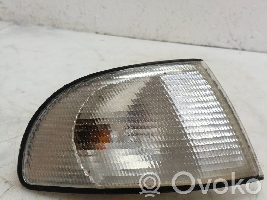 Audi A4 S4 B5 8D Frontblinker 