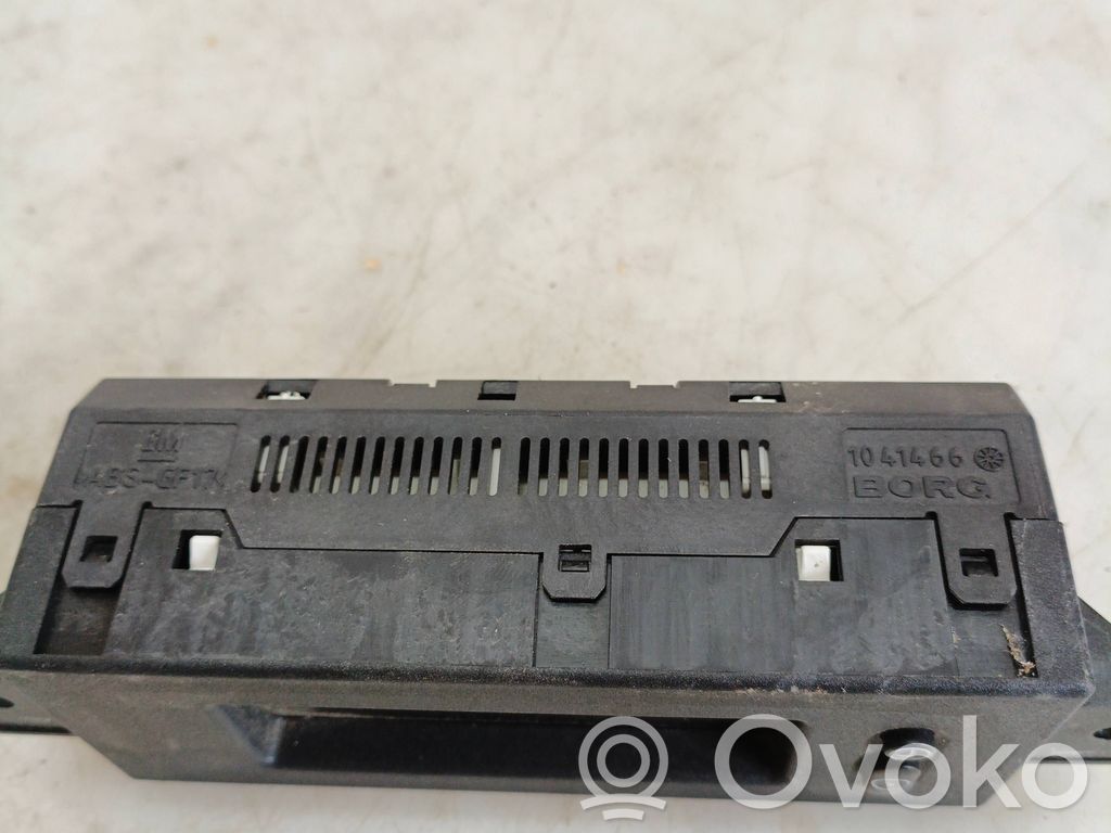 Opel Corsa D Screen/display/small screen 