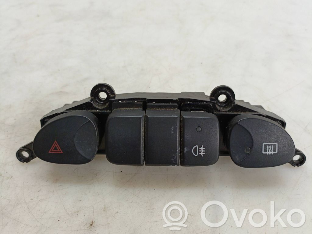 Hyundai H-1, Starex, Satellite Other switches/knobs/shifts 