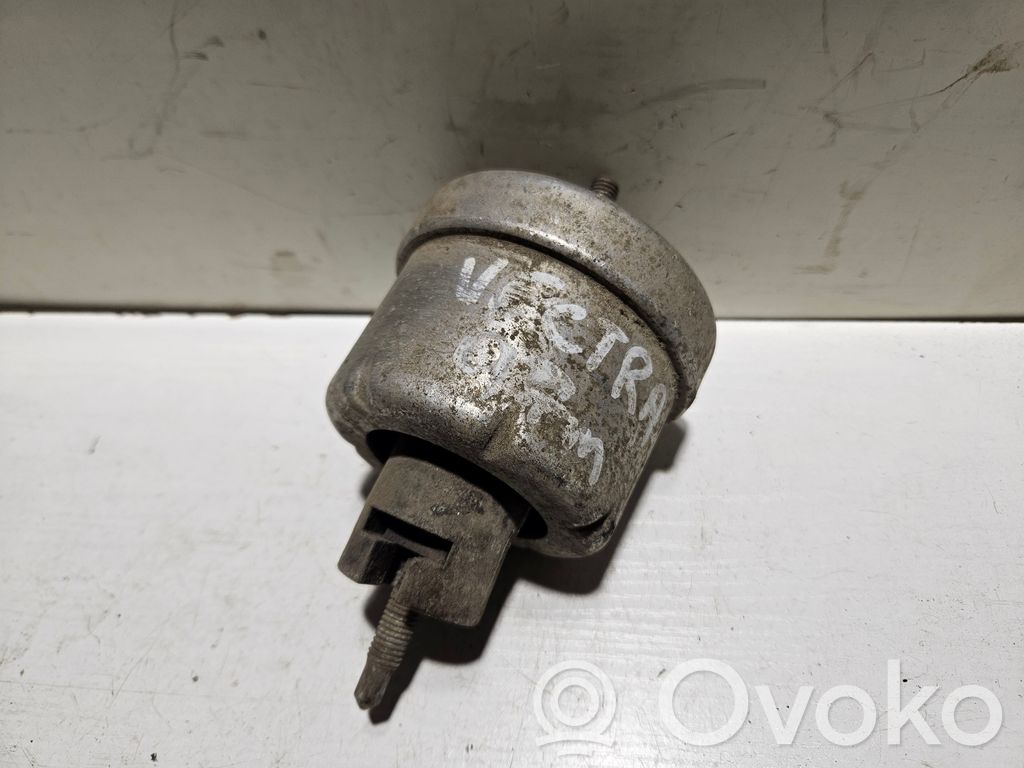 Opel Vectra B Engine mount bracket 