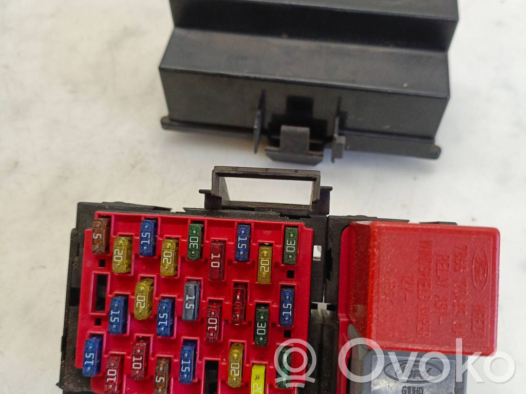 Fuse box set   E1546,E1324,78GG17C499AA,F80B14B192AA