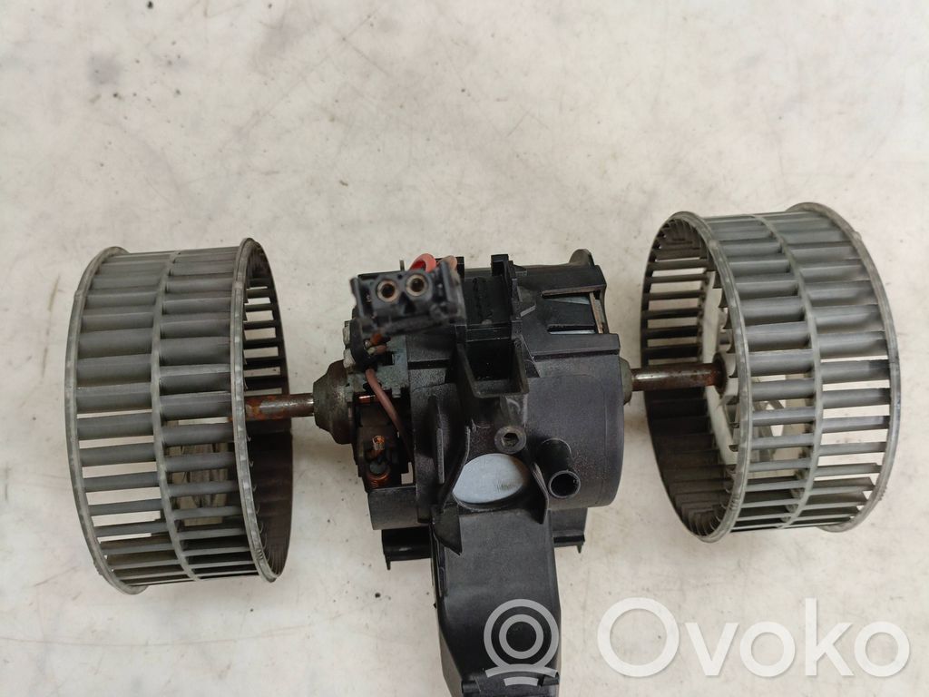 BMW 5 E60 E61 Mazā radiatora ventilators 