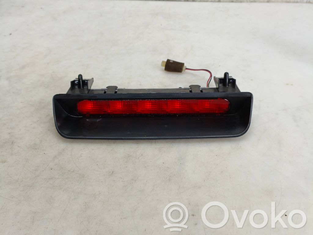 Daewoo Nubira Third/center stoplight 