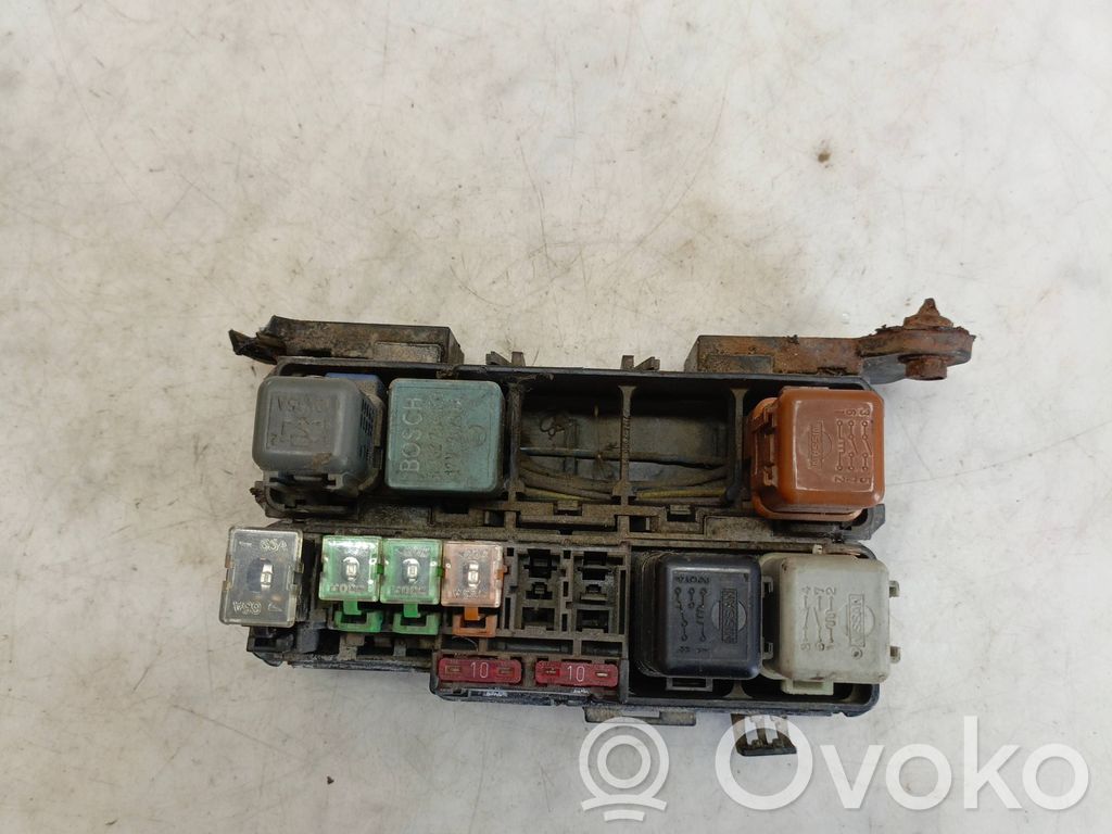 Nissan Terrano Saugiklių dėžė (komplektas) 