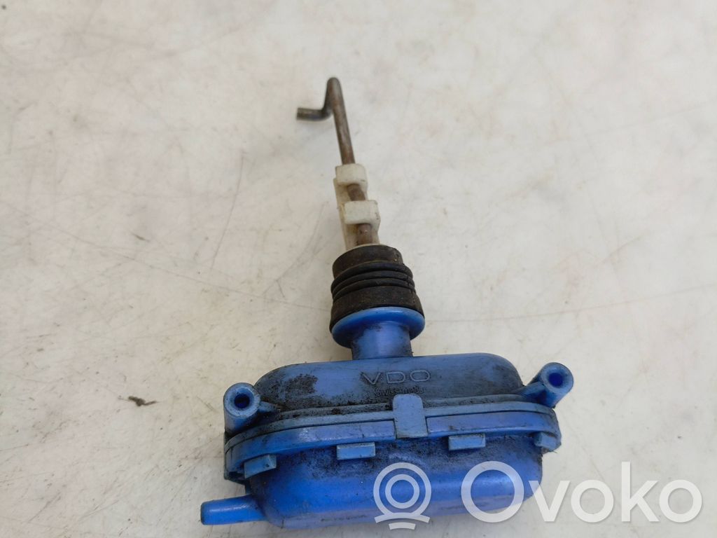 Audi 100 200 5000 C3 Central locking vacuum pump 