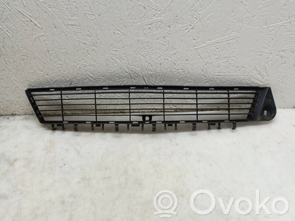 Opel Vectra C Kratka dolna zderzaka przedniego 