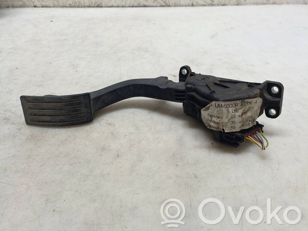 Ford C-MAX I Accelerator throttle pedal 